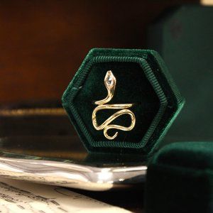 14k Yellow Gold Snake Ring with Rose Cut Diamond Head